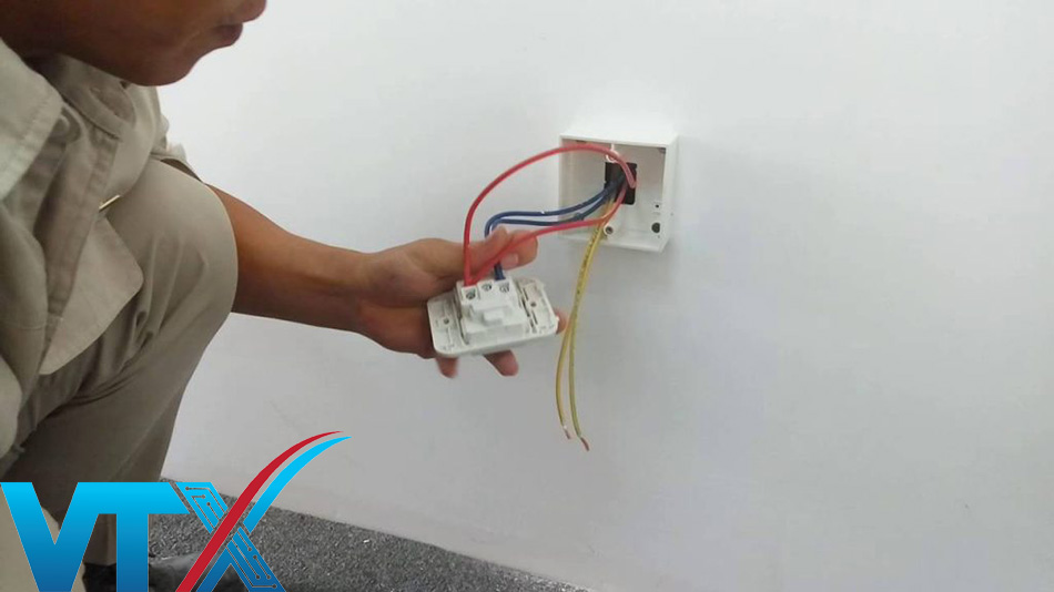 [Hướng dẫn] cách lắp đặt ổ cắm điện âm tường Sino đơn giản và an toàn