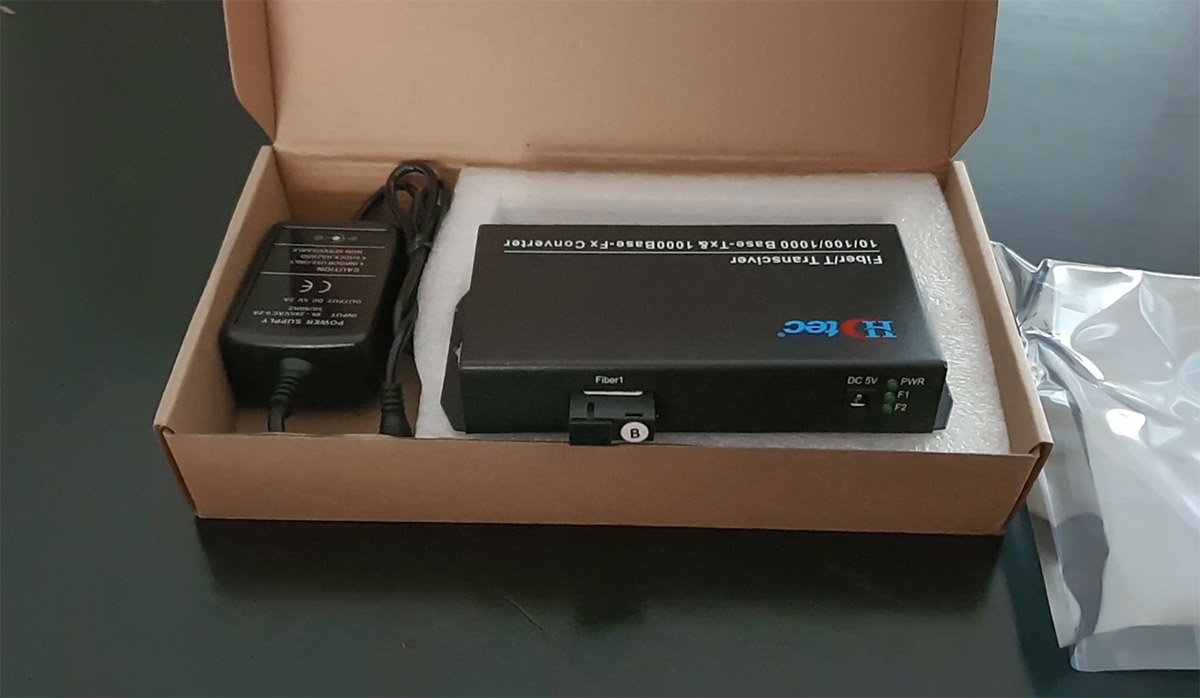 Converter quang 1 sợi HDTec 1Gb + 8 cổng RJ45 101001000M (3)