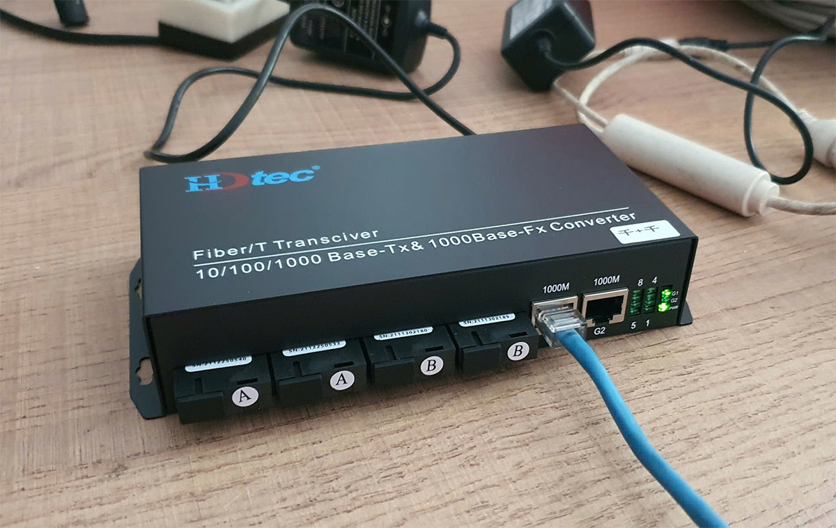 Converter quang 4 sợi HDTec + 2 cổng RJ45 10100M 25km (3)
