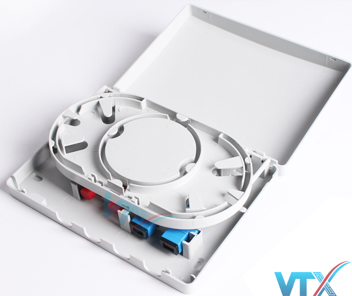 Hộp phối quang ODF 4 FO đầy đủ phụ kiện