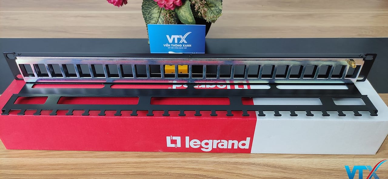 Patch Panel 24 ports Legrand | PN: 632792