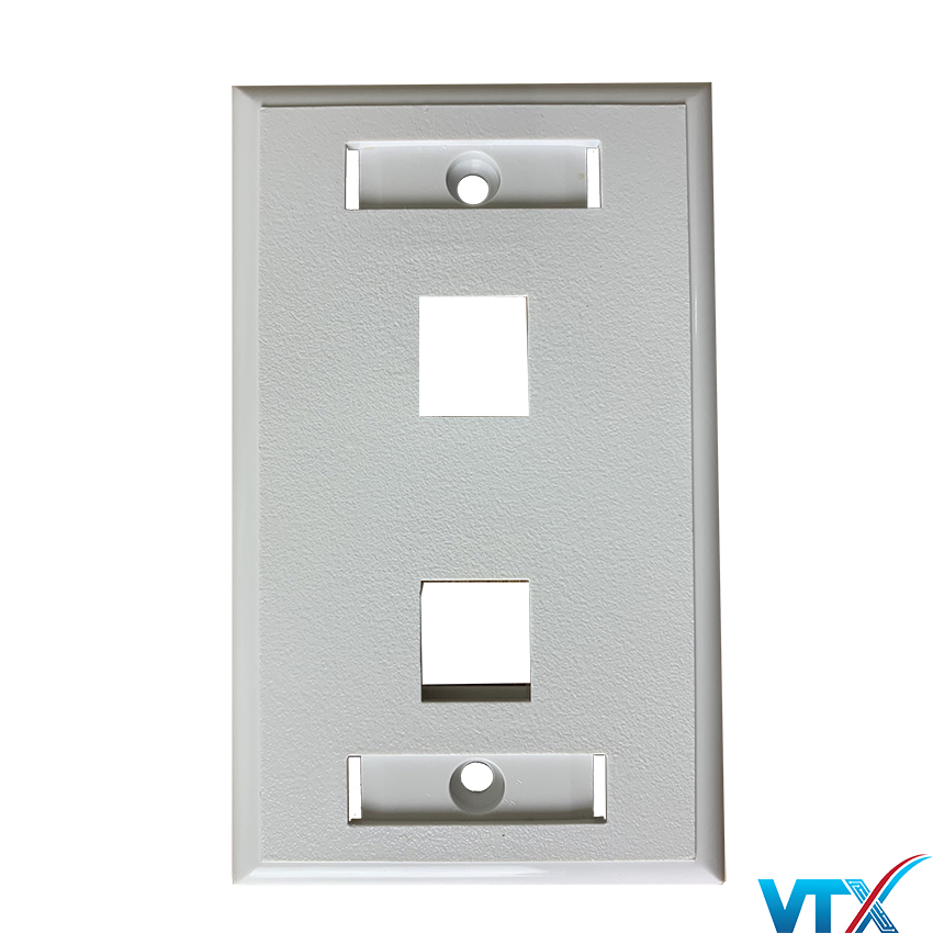 Wallplate mặt 3 cổng Legrand | PN:03412