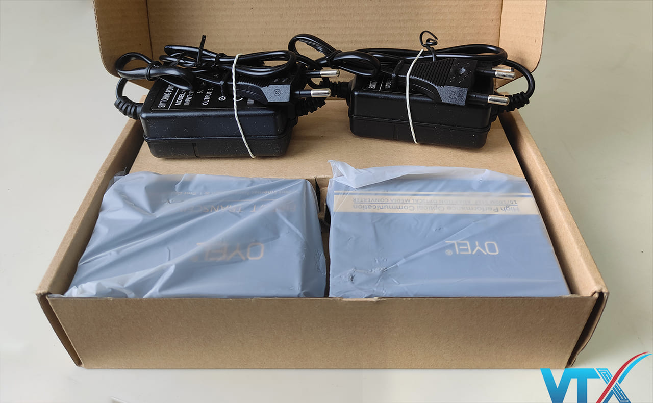 Media converter quang 1 vào 4 ra 10/100Mbps OYEL PN: EL-1001A/B