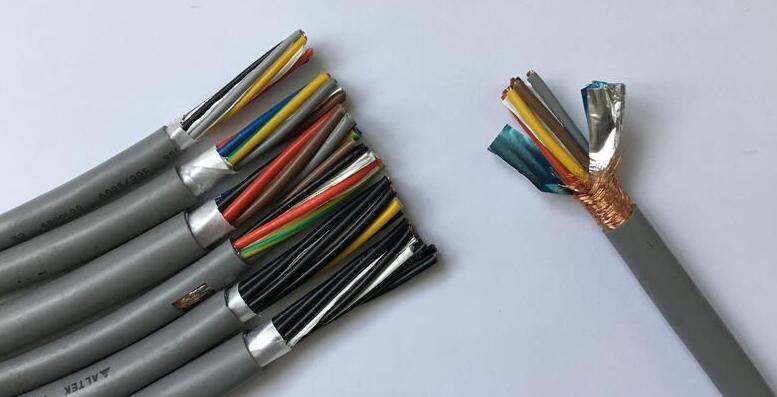 Cáp điều khiển chống nhiễu