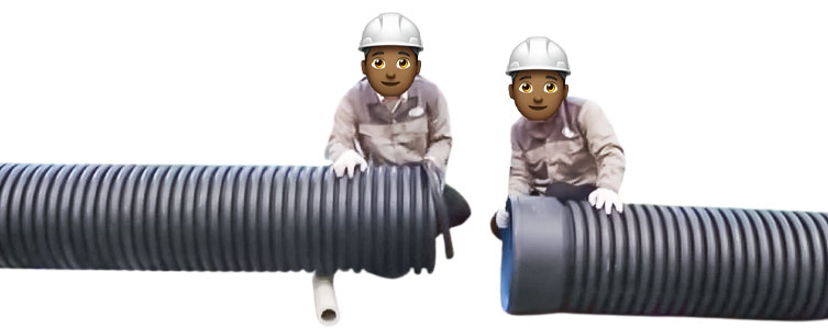 lắp zoăng cao su vào rãnh của đầu ống HDPE