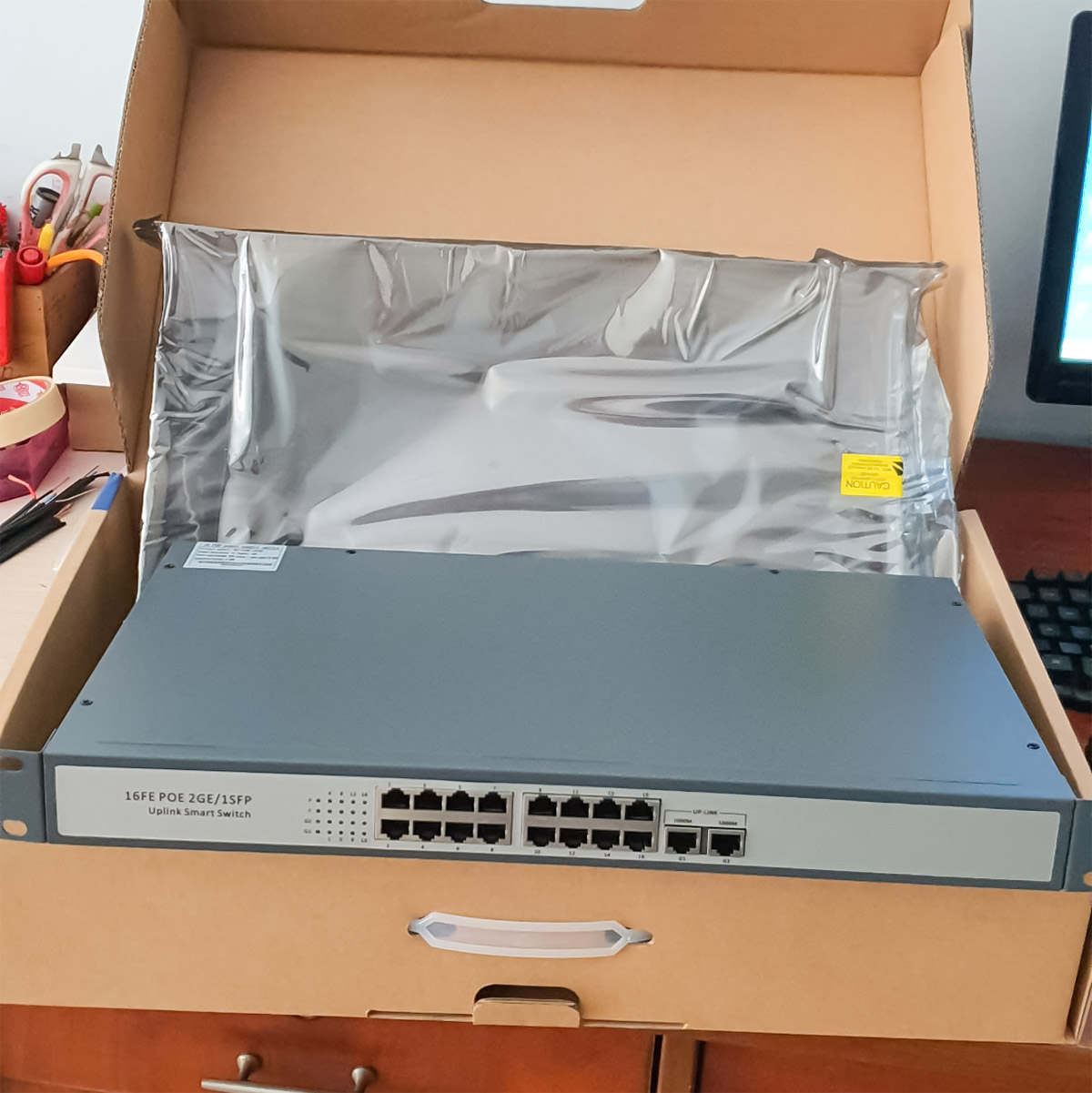 Switch PoE 16 Cổng HDTec dùng cho camera (1)